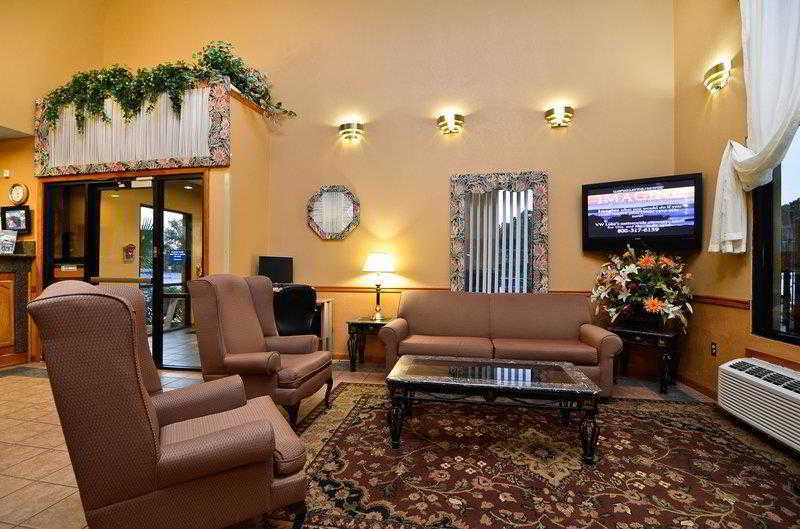 America'S Best Value Inn & Suites-Clinton Bagian luar foto